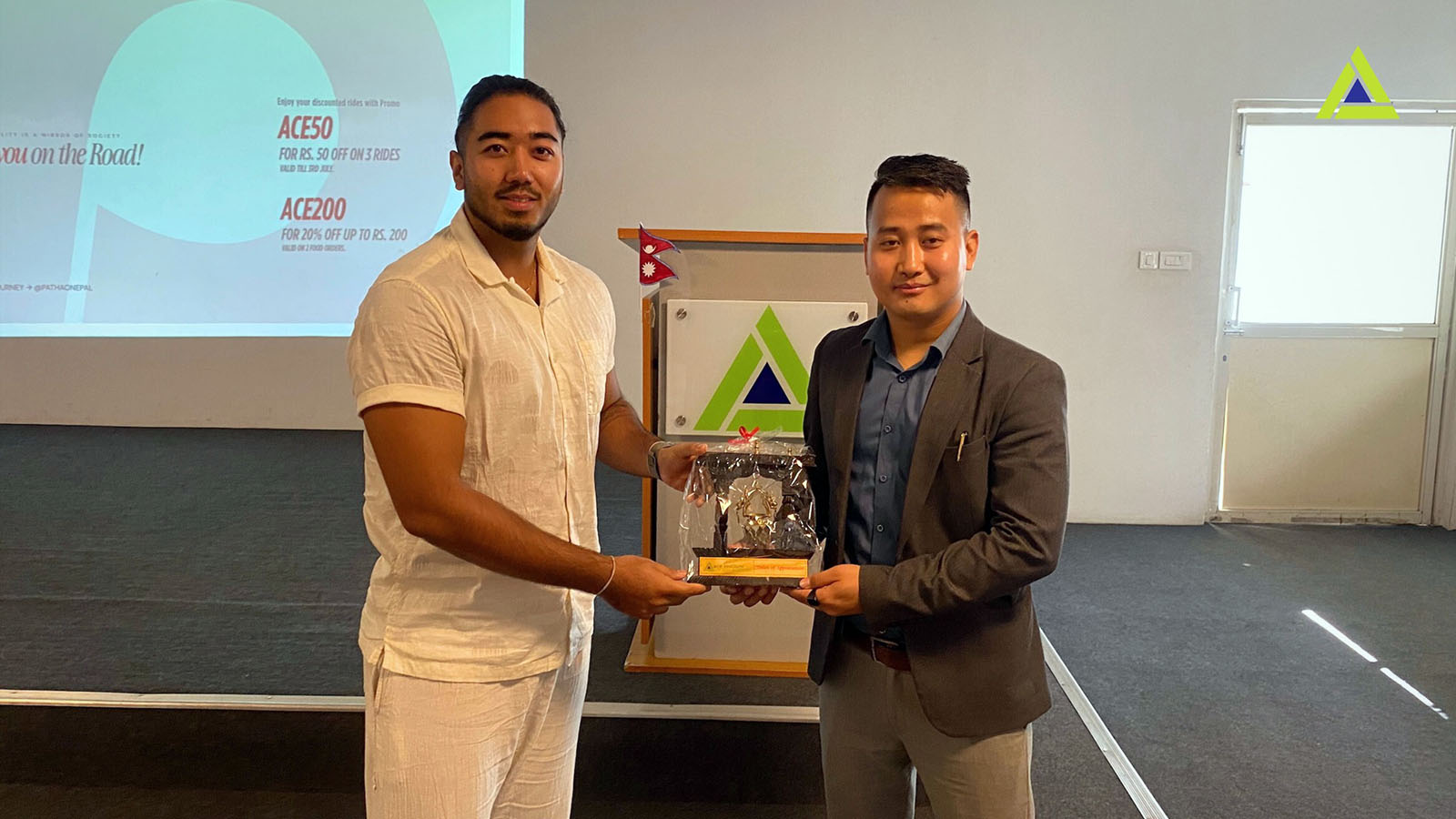 Guest session on ‘Smart Moves: The Business of Traffic Awareness and Urban Mobility’